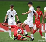 m6米乐在线官网-吉尔吉斯高空作战，小组赛晋级朝圣之路的简单介绍